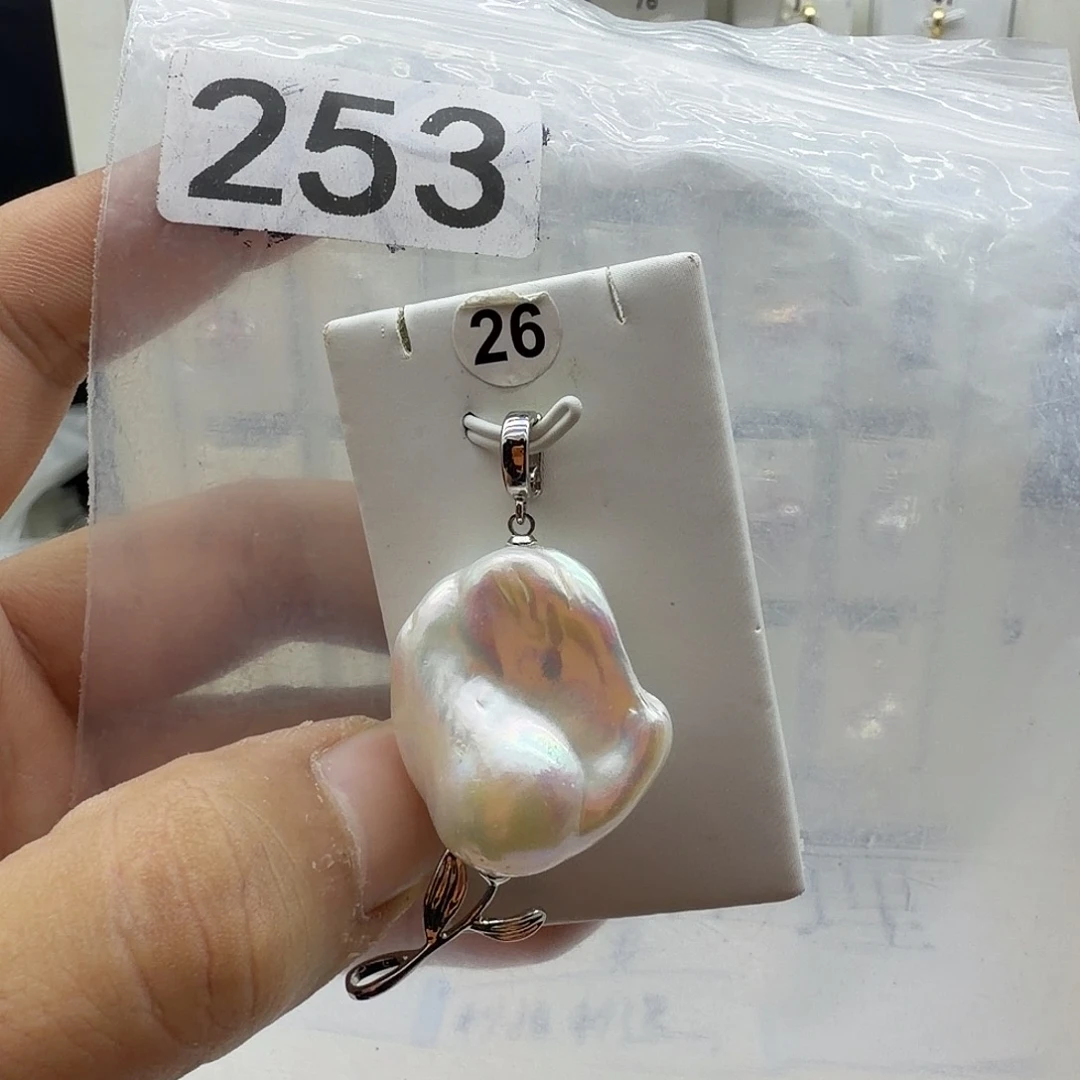 合金淡水珍珠颈饰