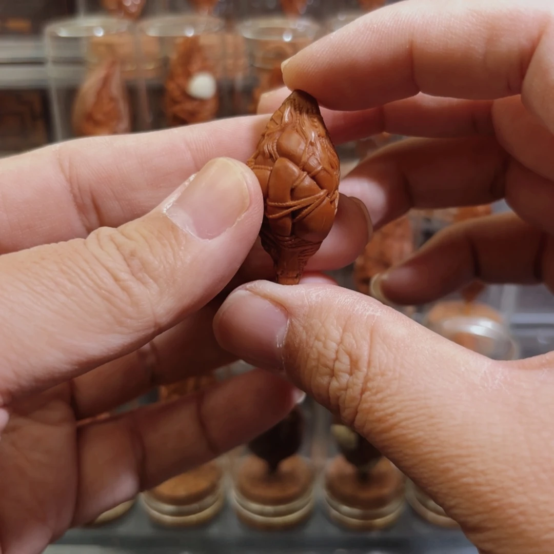 橄榄核手串/手链捆绑美女