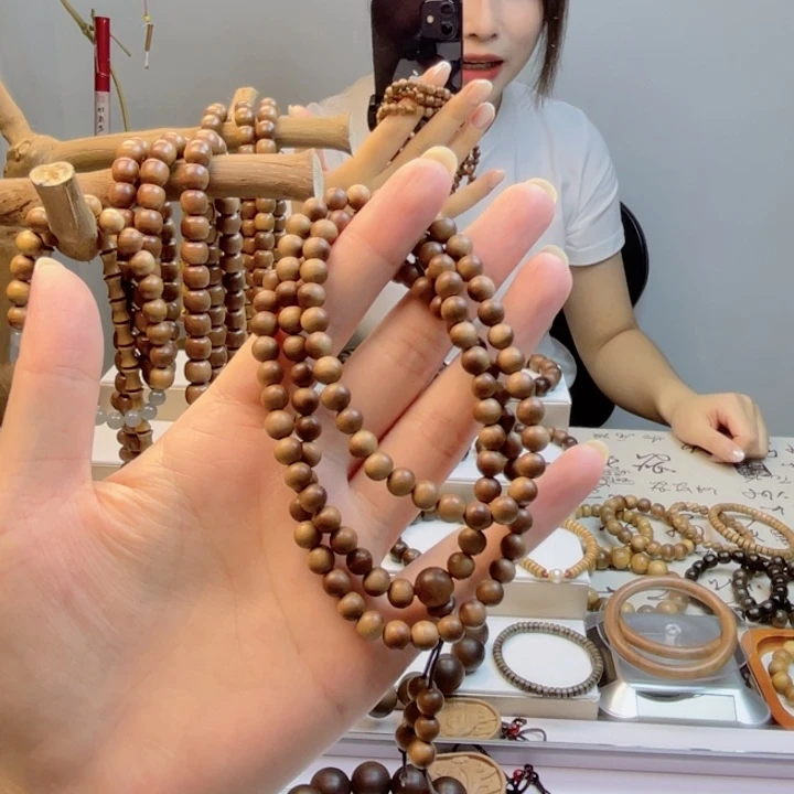 檀香木手串/手链开播福利0.6多圈黑肉横纹微瑕。奶香