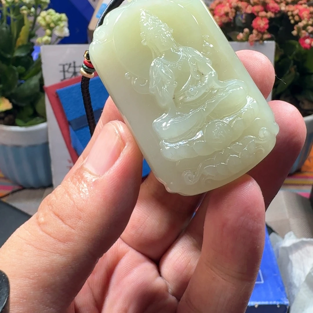 和田玉（糖玉）未镶嵌颈饰