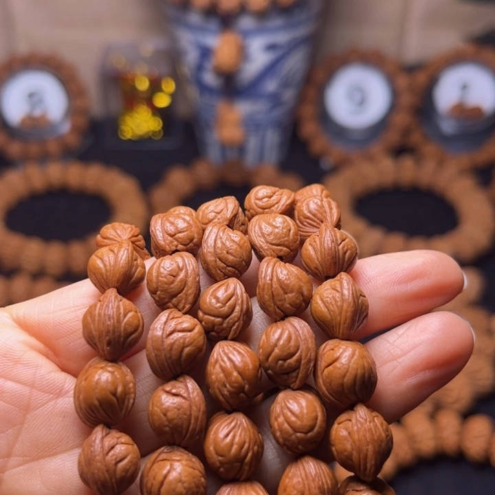 B***彬桃核吊坠秦岭桃核脖挂