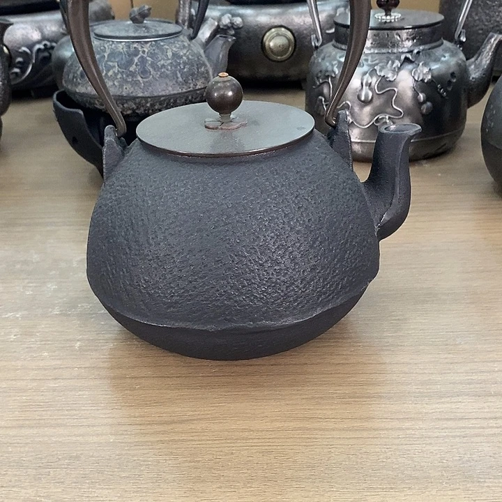 宝塔铁壶1200毫升纯手工打造