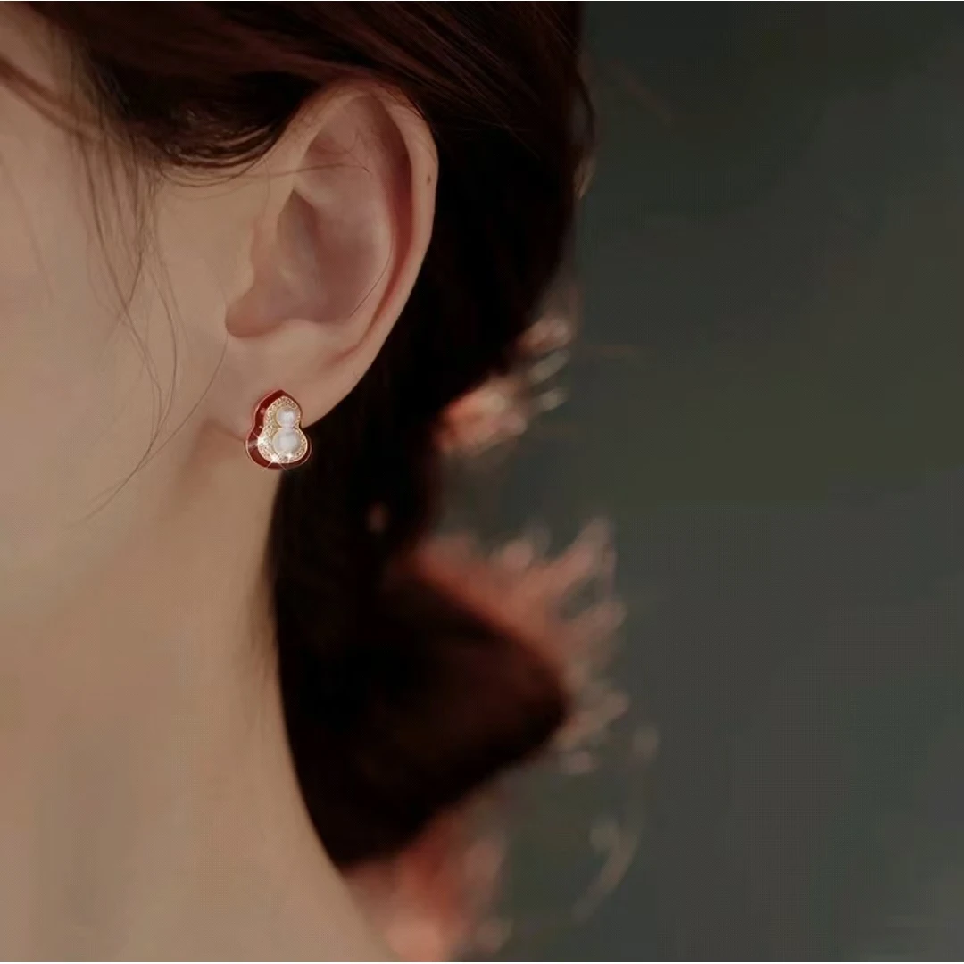 铜合金耳饰 红色气质简约耳饰镶钻几何甜美设计感耳钉女N3583