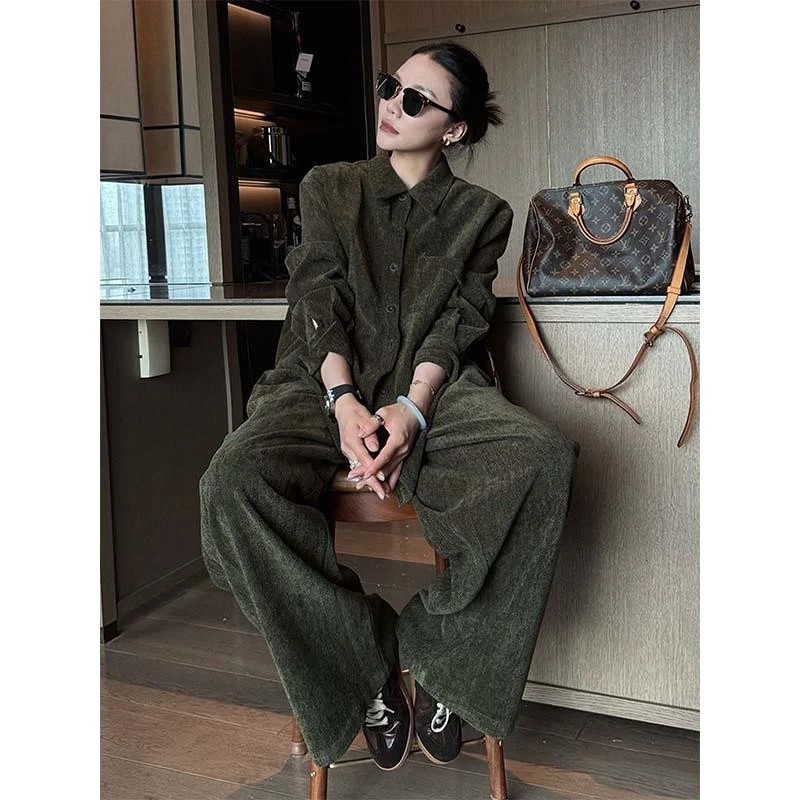 秋季老钱风穿搭干练气质chic高级感巨好看重要场合灯芯绒衬衫套装