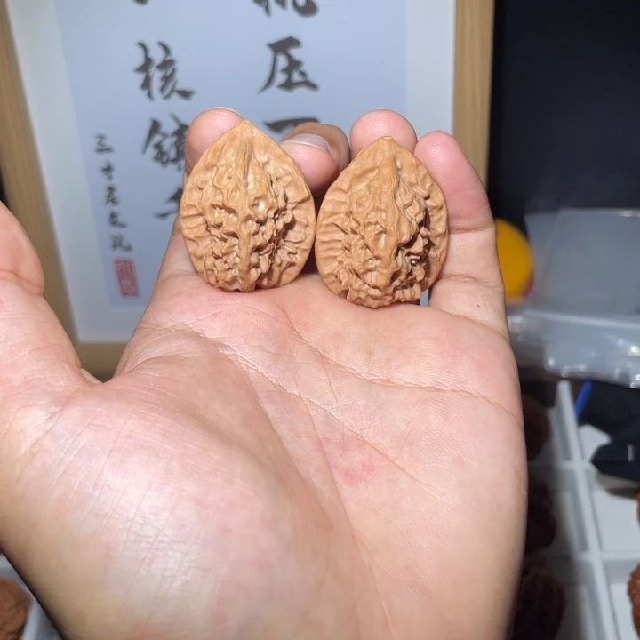 核桃文玩核桃野生鸡心