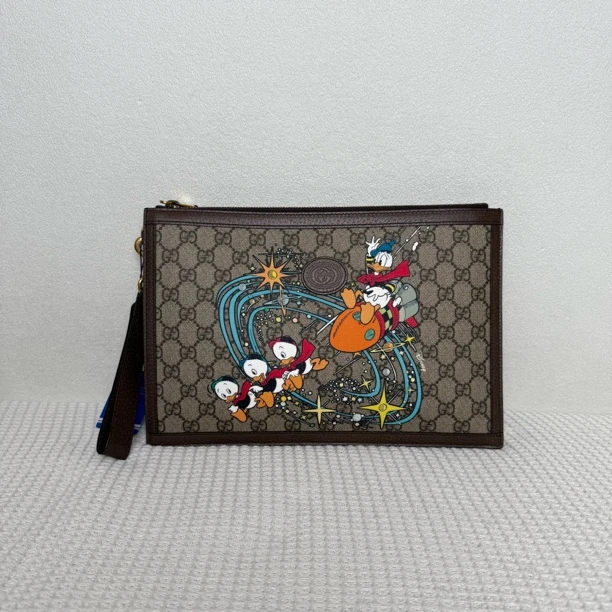 99新 GUCCI/古驰  5948/时尚唐老鸭联名款信封手拿包