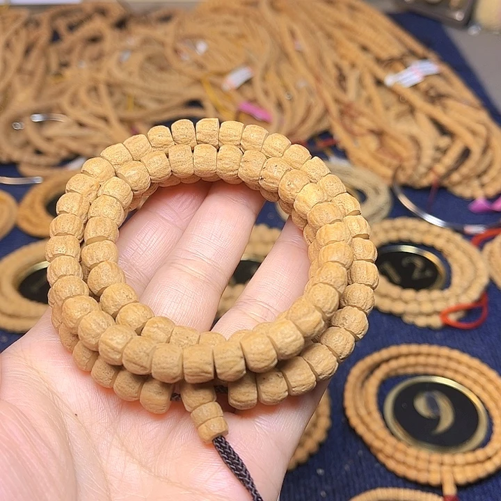 柏香籽/百香籽吊坠