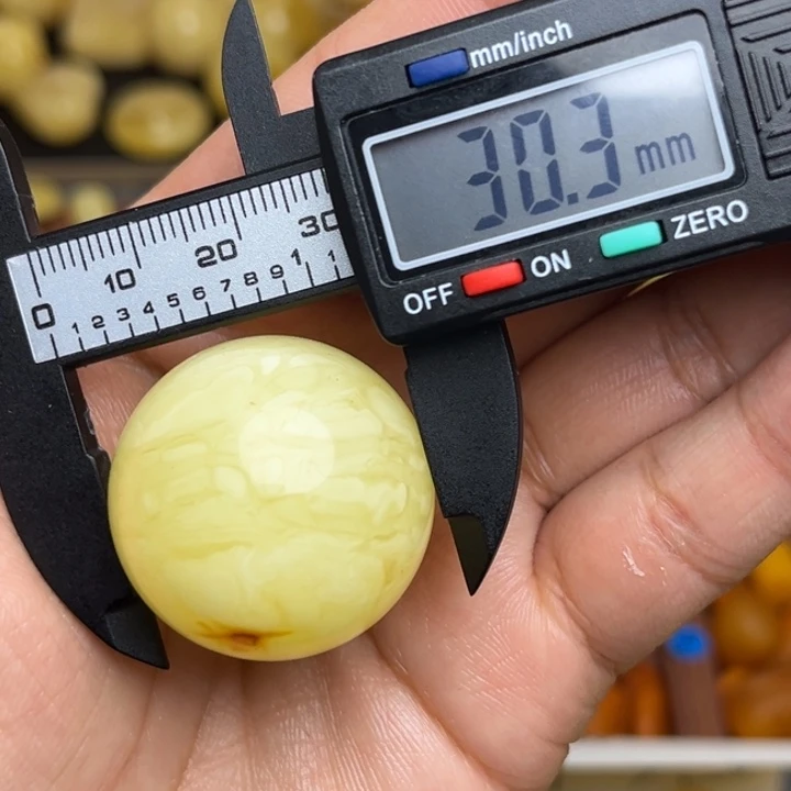 蜜蜡未镶嵌珠宝奇石天然蜜蜡散珠微瑕一粒186