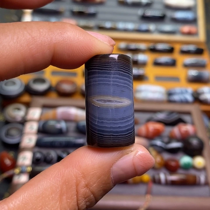 未镶嵌玛瑙/玉髓珠宝半成品老*