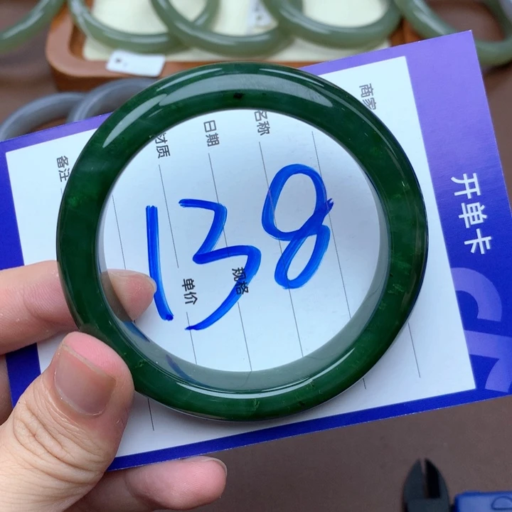 和田玉手镯未镶嵌57