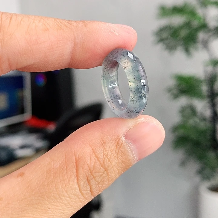 翡翠未镶嵌戒指3号