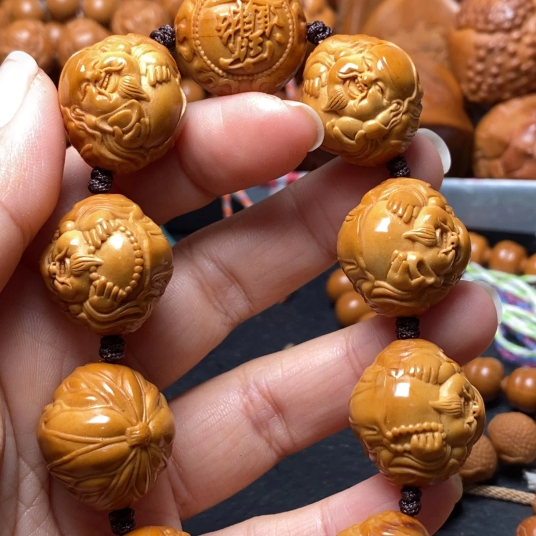 吊坠猴头核桃橄榄