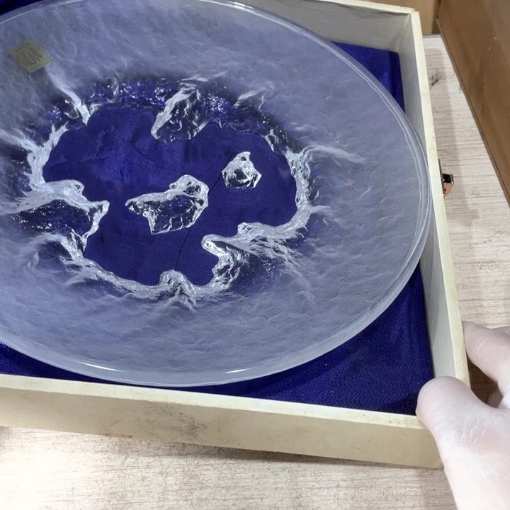 用****0新亿阁祝福大家新年快乐