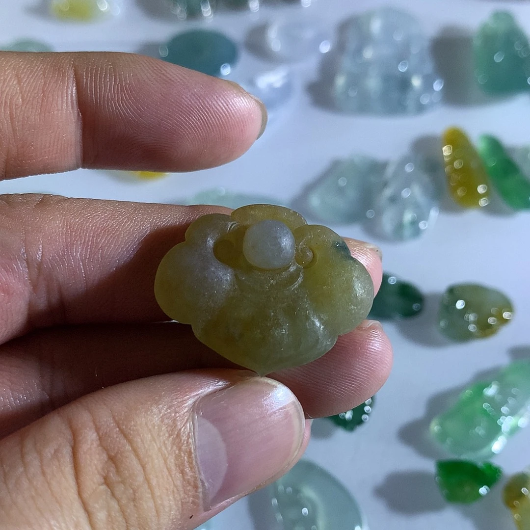 未镶嵌定制翡翠翡翠