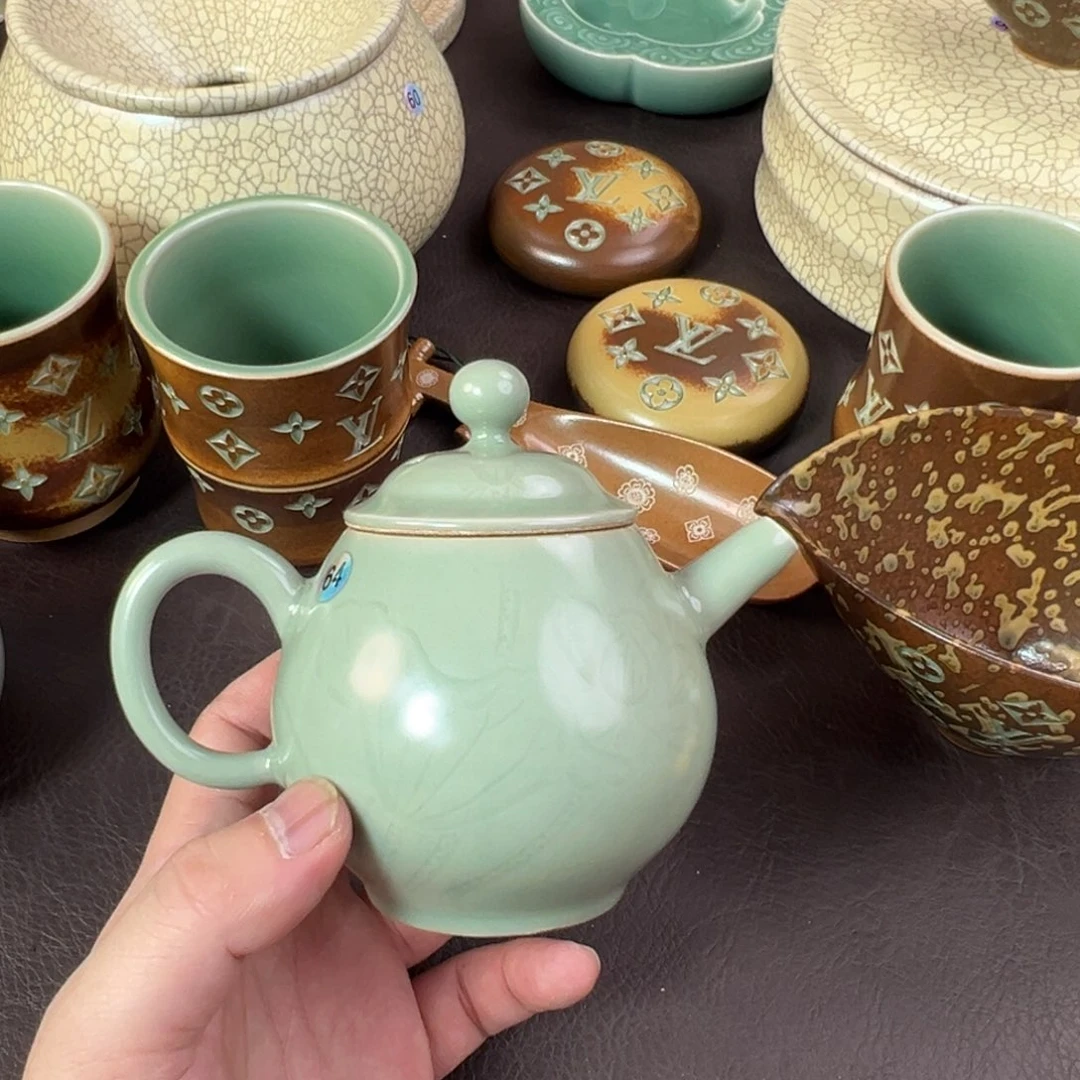 青瓷茶器青瓷茶器微瑕