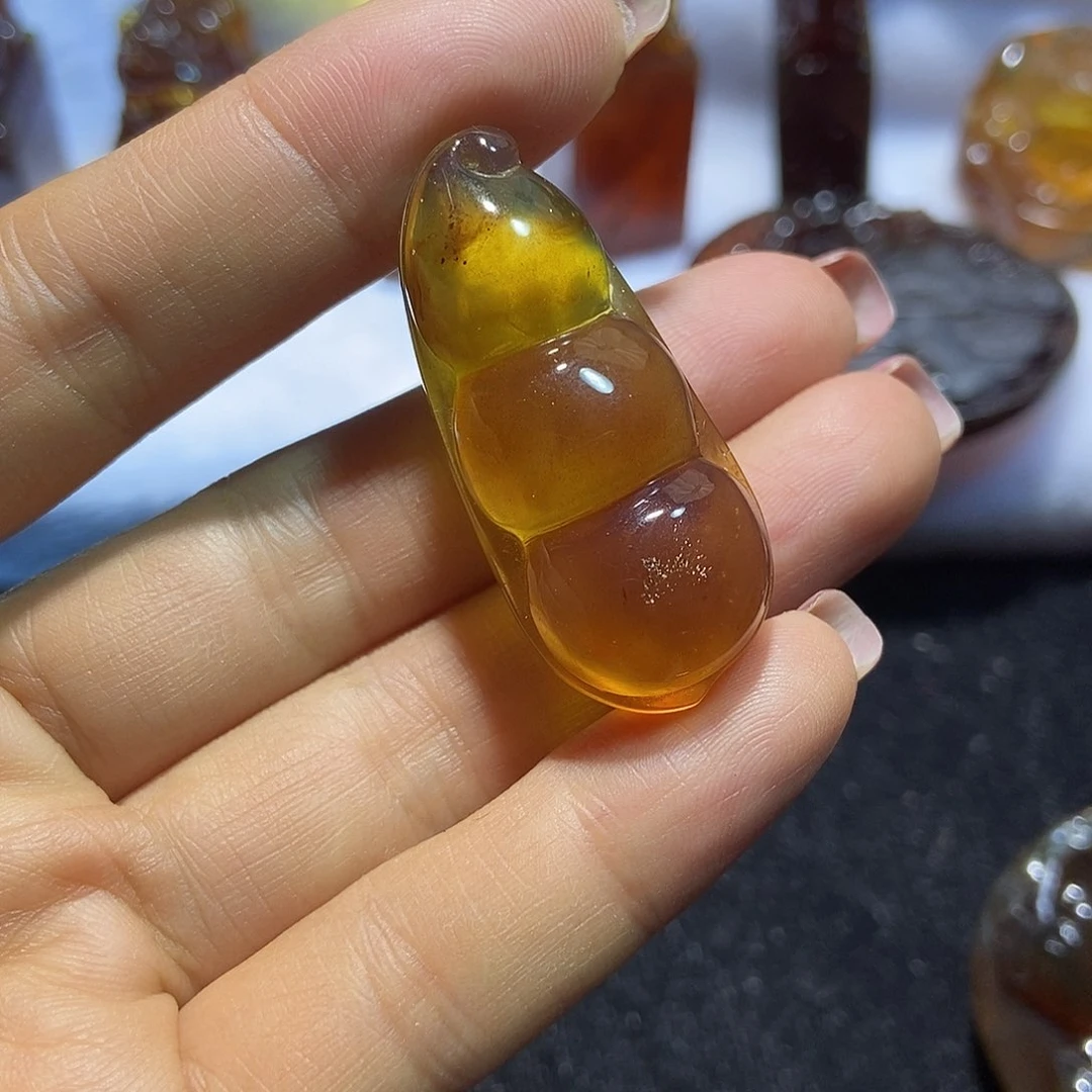 琥珀颈饰未镶嵌福豆