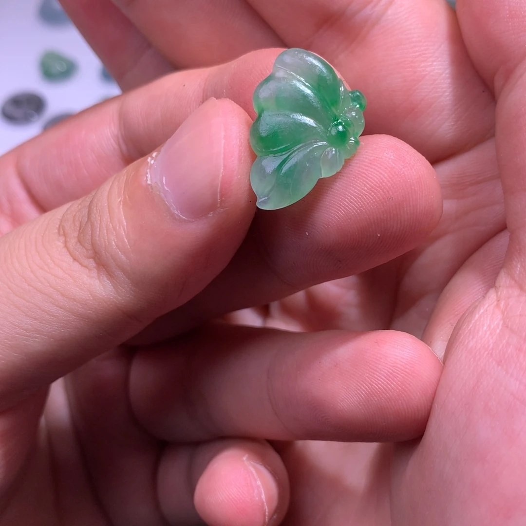 定制翡翠未镶嵌毛货