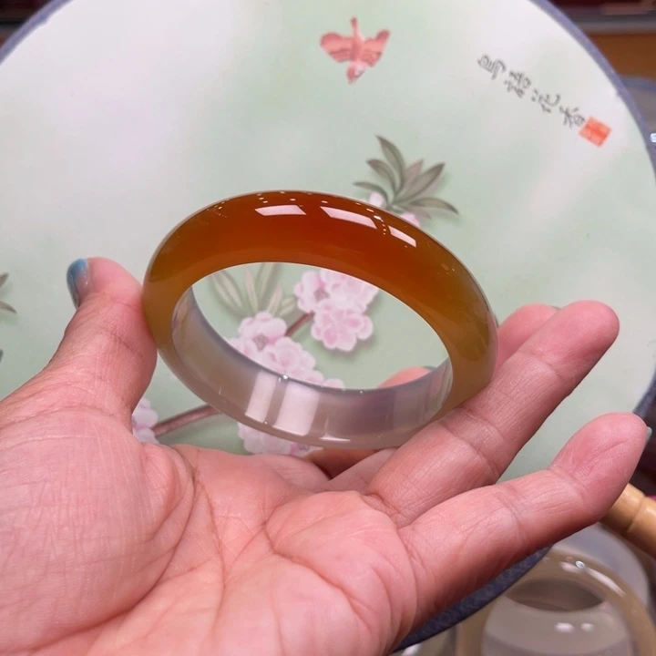 手镯玛瑙/玉髓未镶嵌