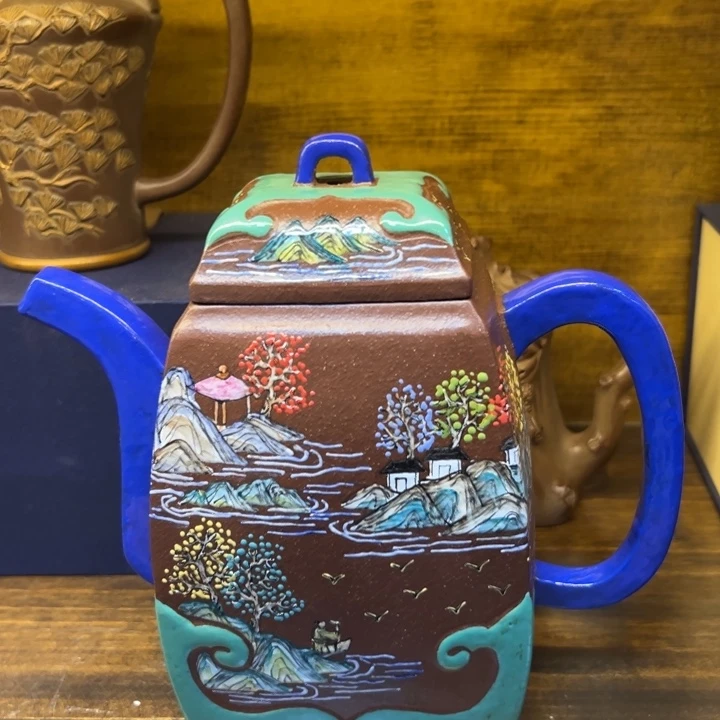紫砂壶等艺术精品