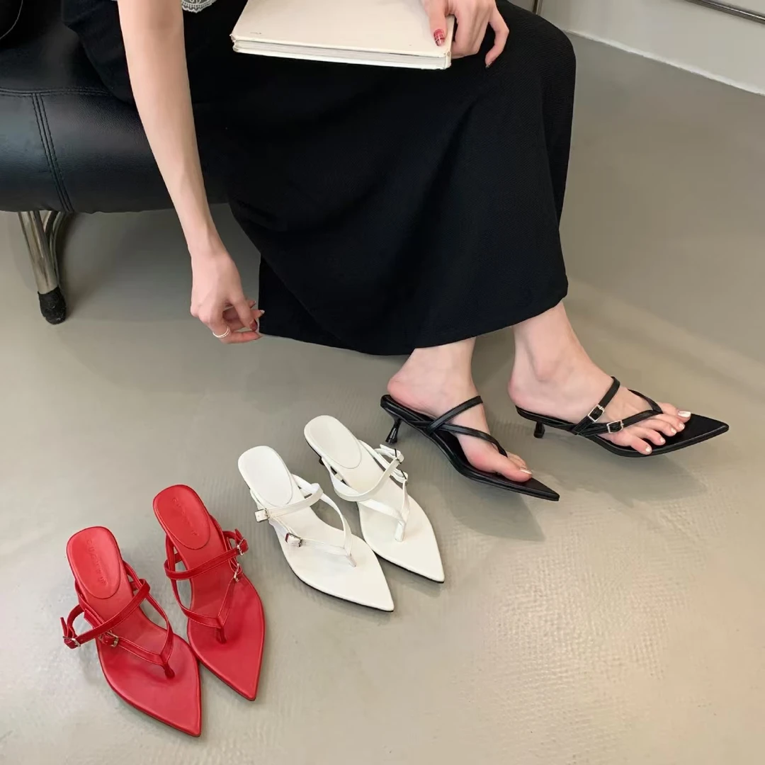 广法式气质夹趾人字拖女外穿休闲百搭沙滩凉鞋2025新款夹趾凉拖
