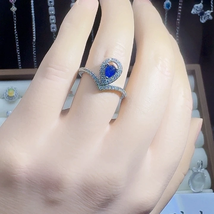 银S925镶嵌戒指蓝宝石