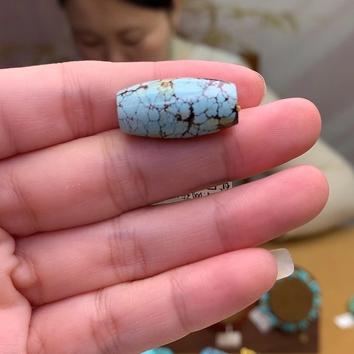 绿松石未镶嵌原矿