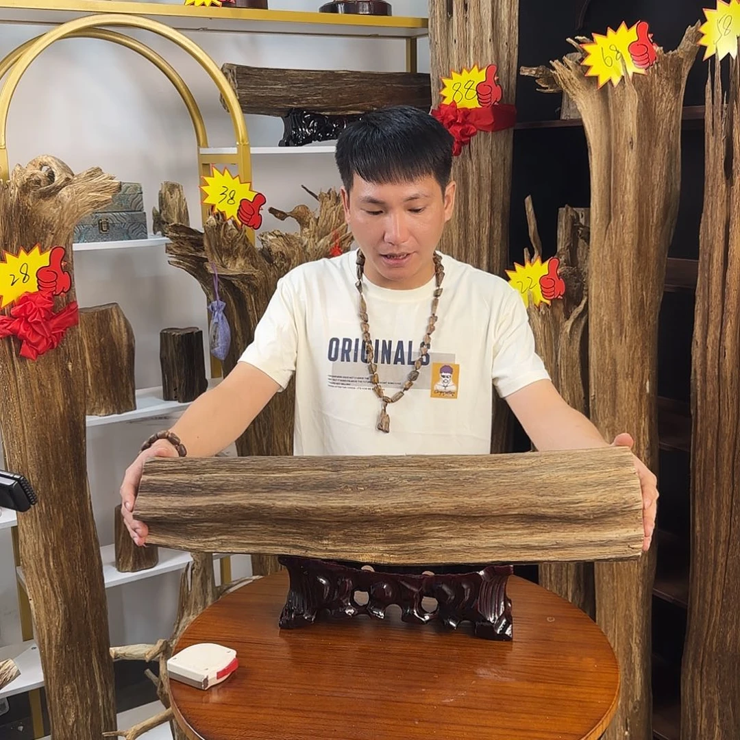 独***往沉香沉香碎屑沉香木