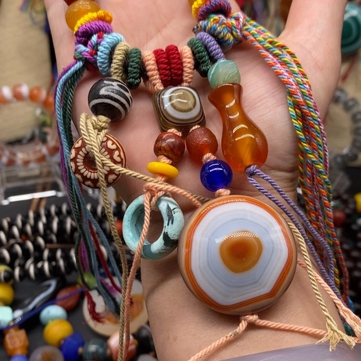 玛瑙/玉髓颈饰未镶嵌