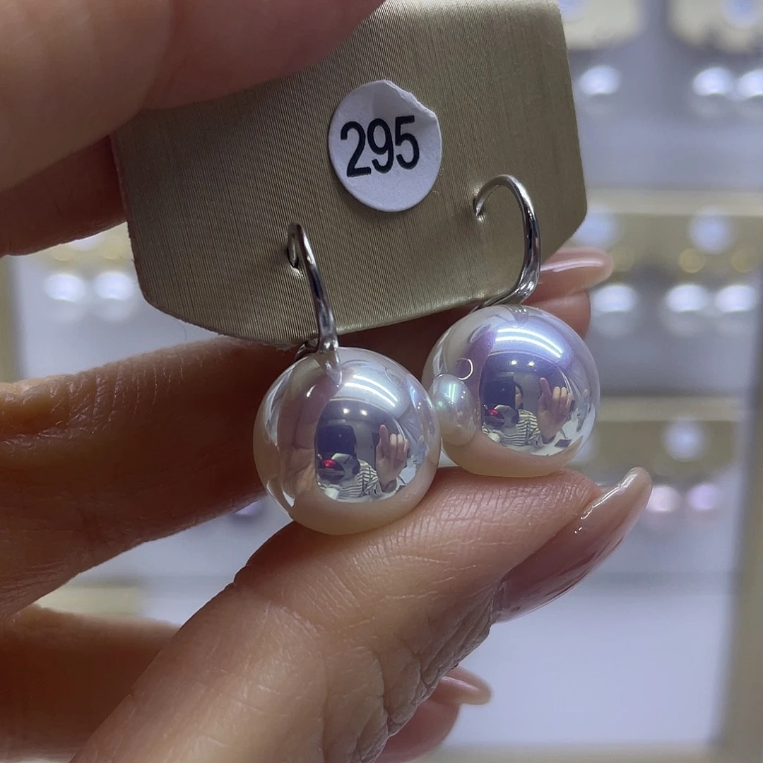 淡水珍珠银S925镶嵌耳饰