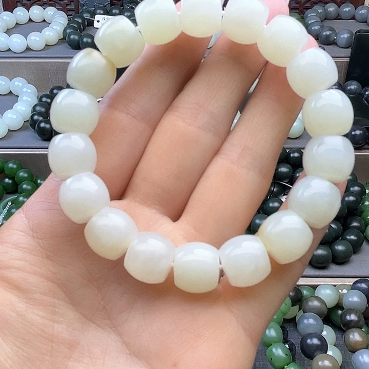 手链未镶嵌和田玉