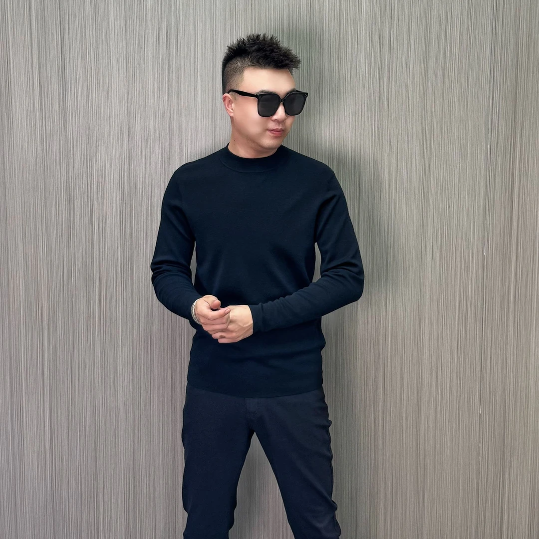 【389】佤沙服饰秋冬上新男士精纺针织羊毛衫百搭纯色时尚圆领加厚