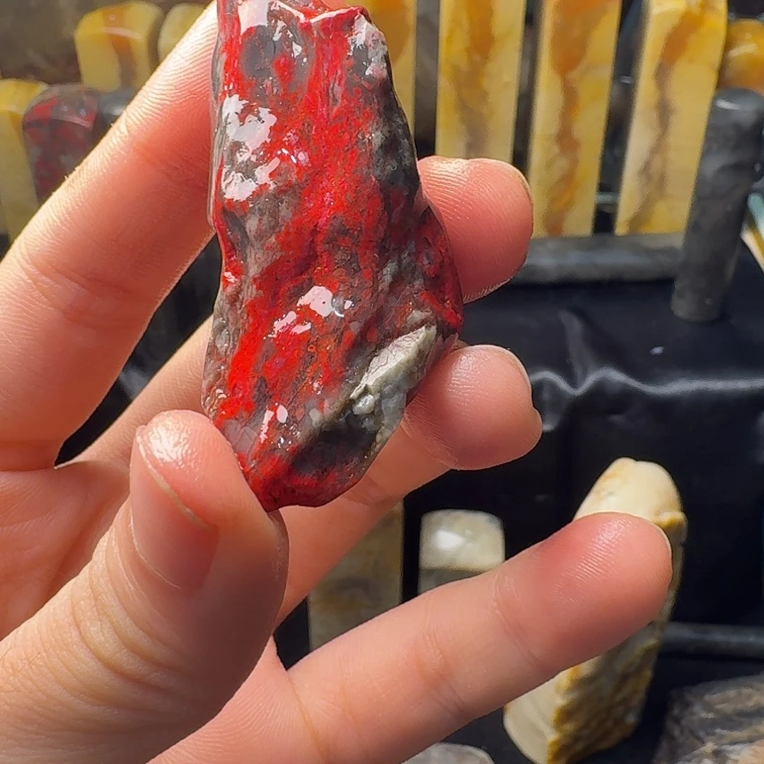 昌化石昌化牛角冻鸡血