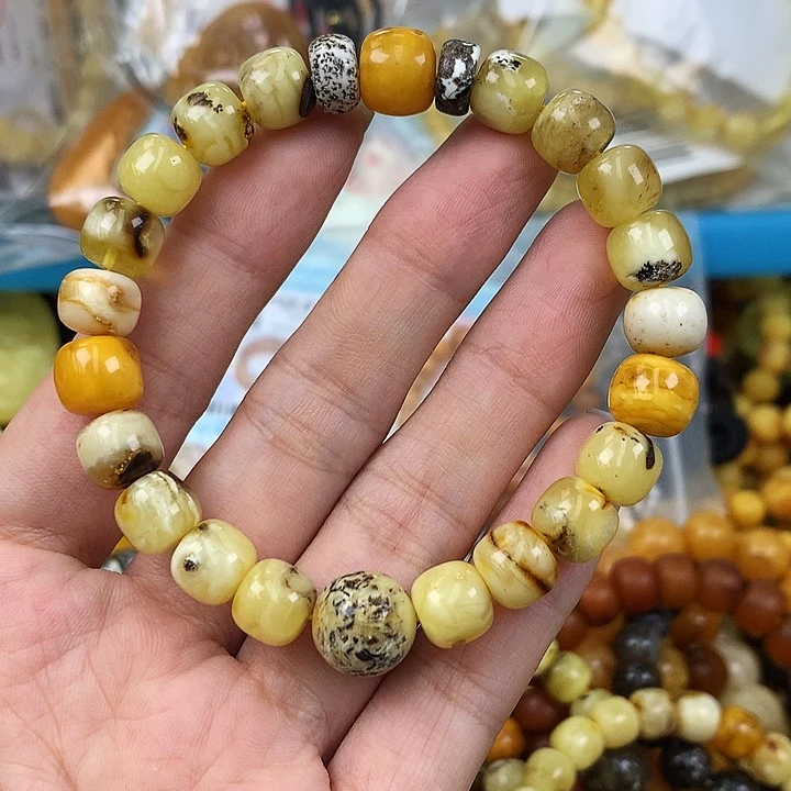 杜***-未镶嵌琥珀珠宝奇石