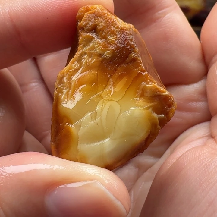 定制琥珀未镶嵌琥珀蜜蜡定制