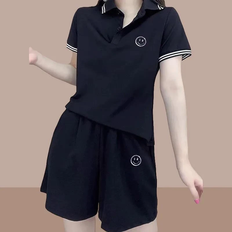 香朵儿小个子网红洋气炸街女装套装2025夏新款笑脸体恤短裤两件套