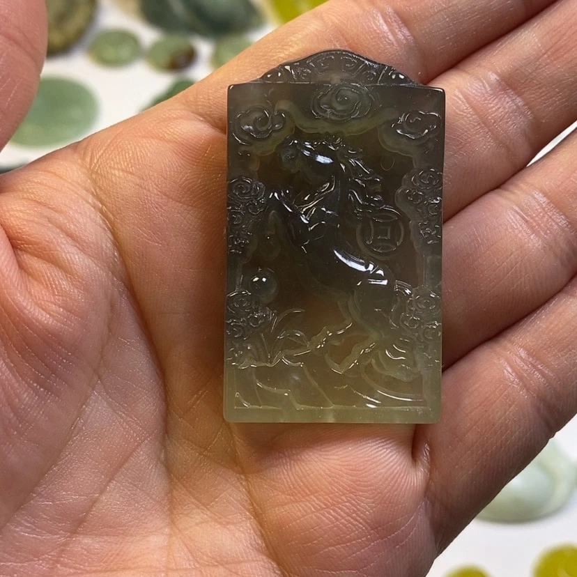 【闪购商品】蛇纹石玉颈饰未镶嵌平*心