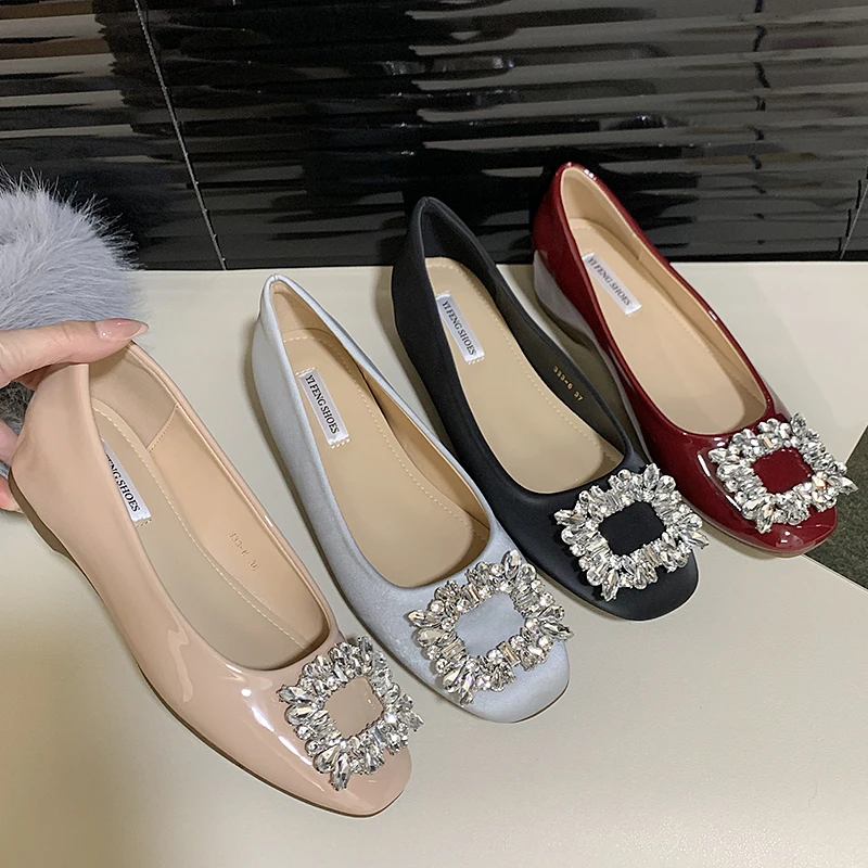 舒适圆头单鞋酒红色漆皮内增高女鞋新款百搭水钻韩版浅口低跟鞋女