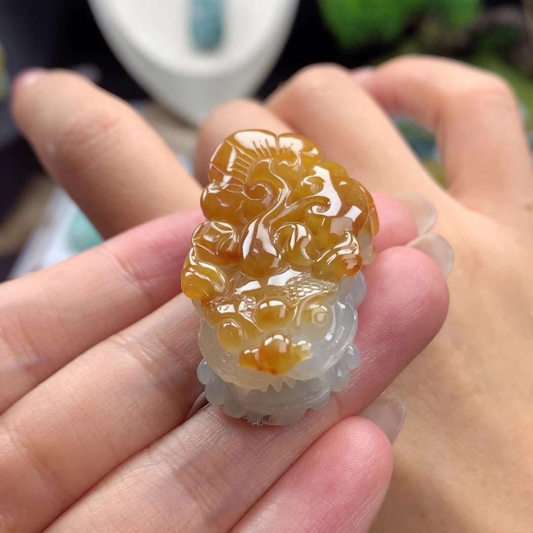 翡翠未镶嵌颈饰A12 黄金甲含珠貔貅