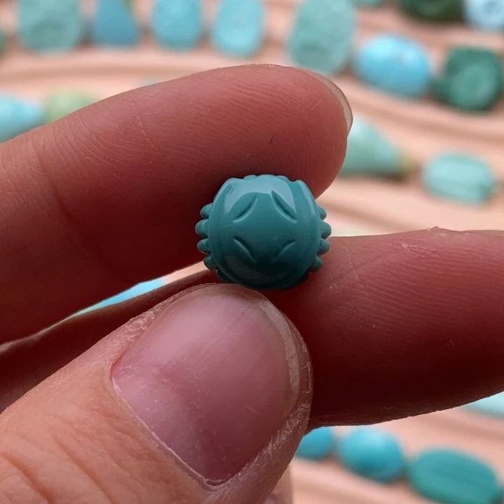 绿松石未镶嵌挂件