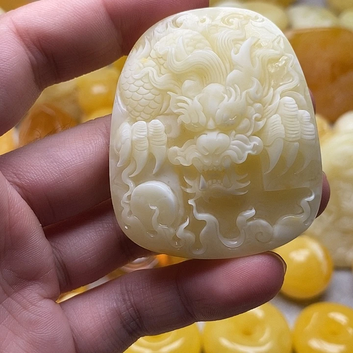 琥珀颈饰未镶嵌琥珀蜜蜡吊坠