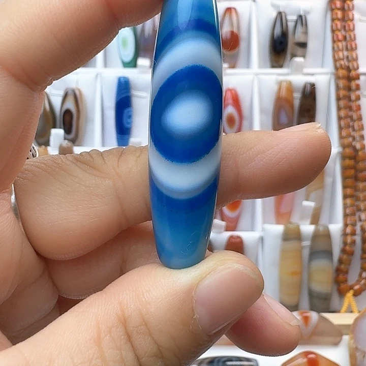 高***介玛瑙/玉髓颈饰未镶嵌