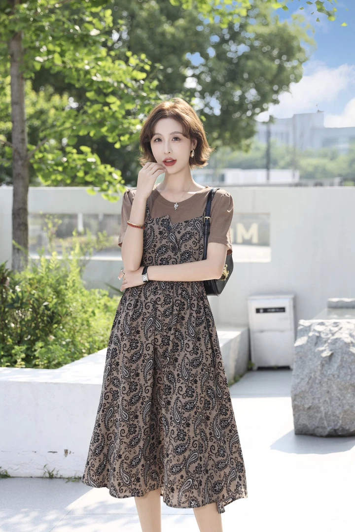 0614-16  女款气质显瘦假两件连衣裙   CDCM  231