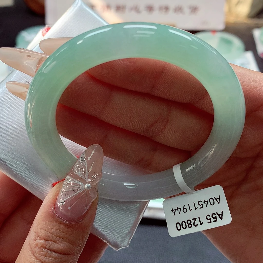 翡翠手镯（圆镯）未镶嵌（14号）66