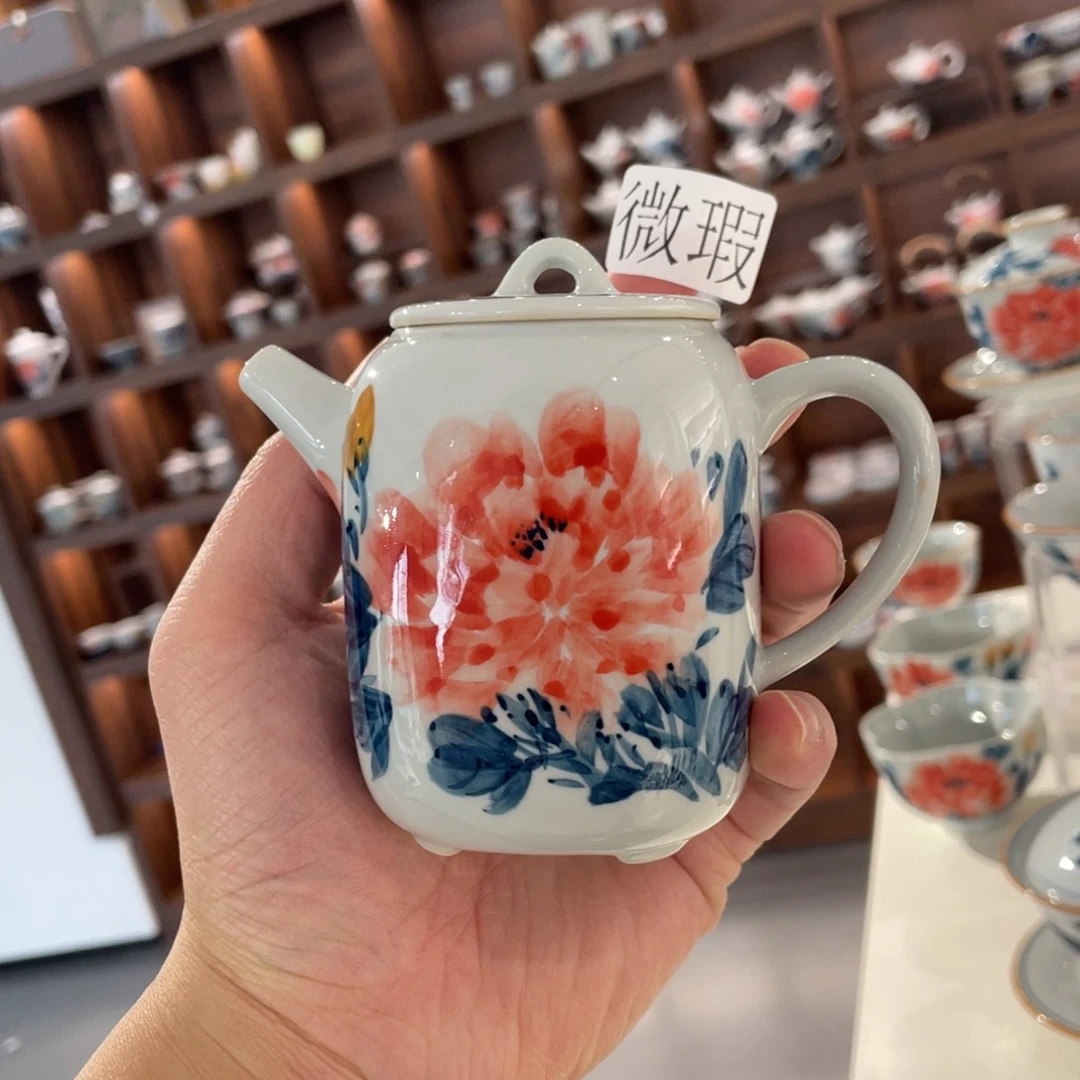 釉下手绘茶具微瑕