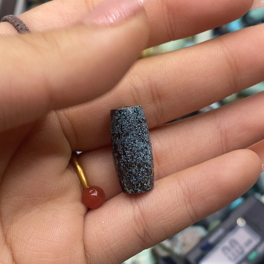 南红玛瑙未镶嵌珠宝奇石