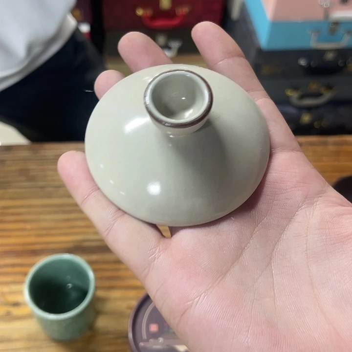 孤品茶具套装等。