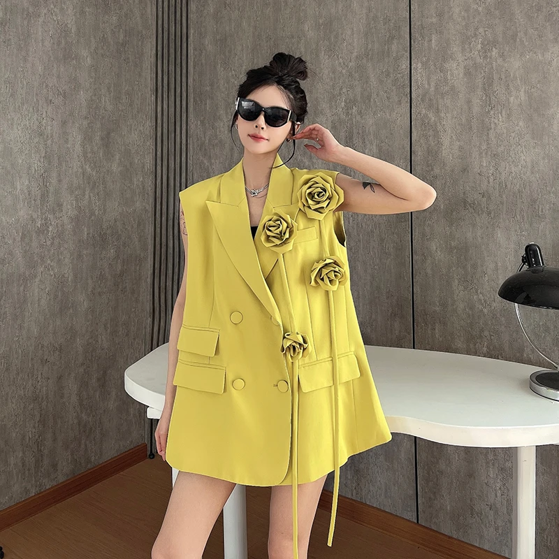 小众炸街高级感女装立体花黄色西装马甲洋气时尚夏季无袖坎肩西服