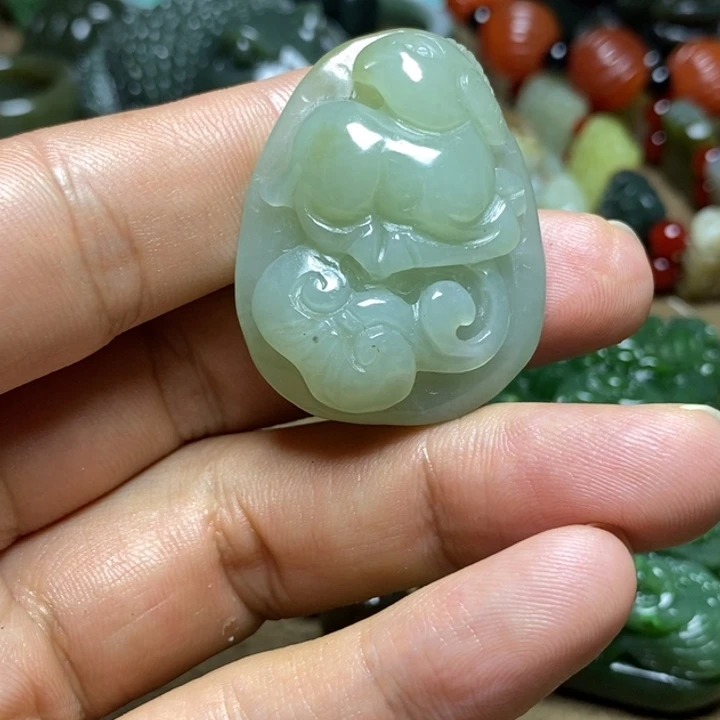 颈饰未镶嵌和田玉