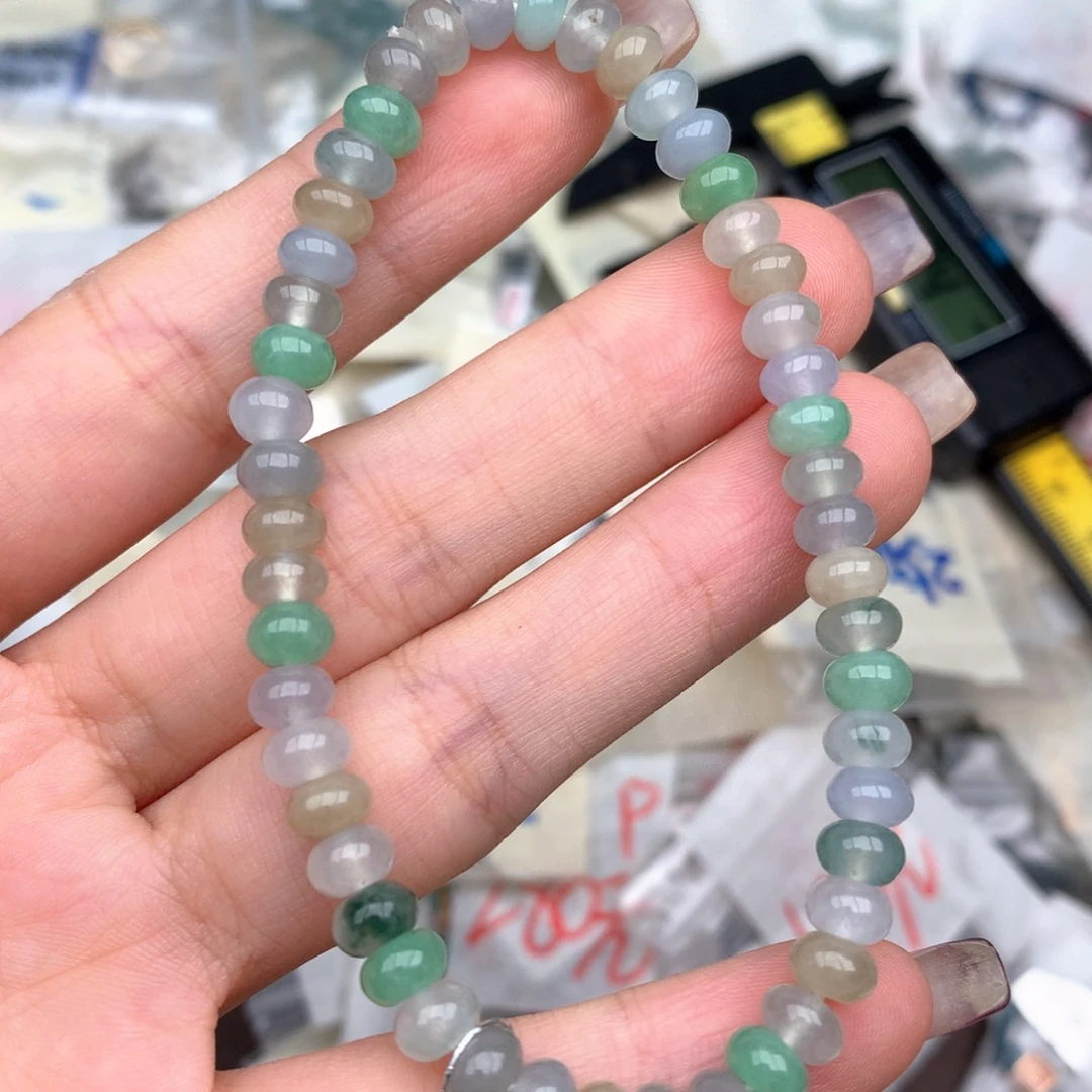 未镶嵌挂件翡翠….