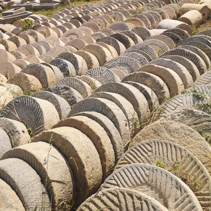 花岗岩老旧小石磨刻字磨盘可作公园别墅脚踏石花园石头圆石农村